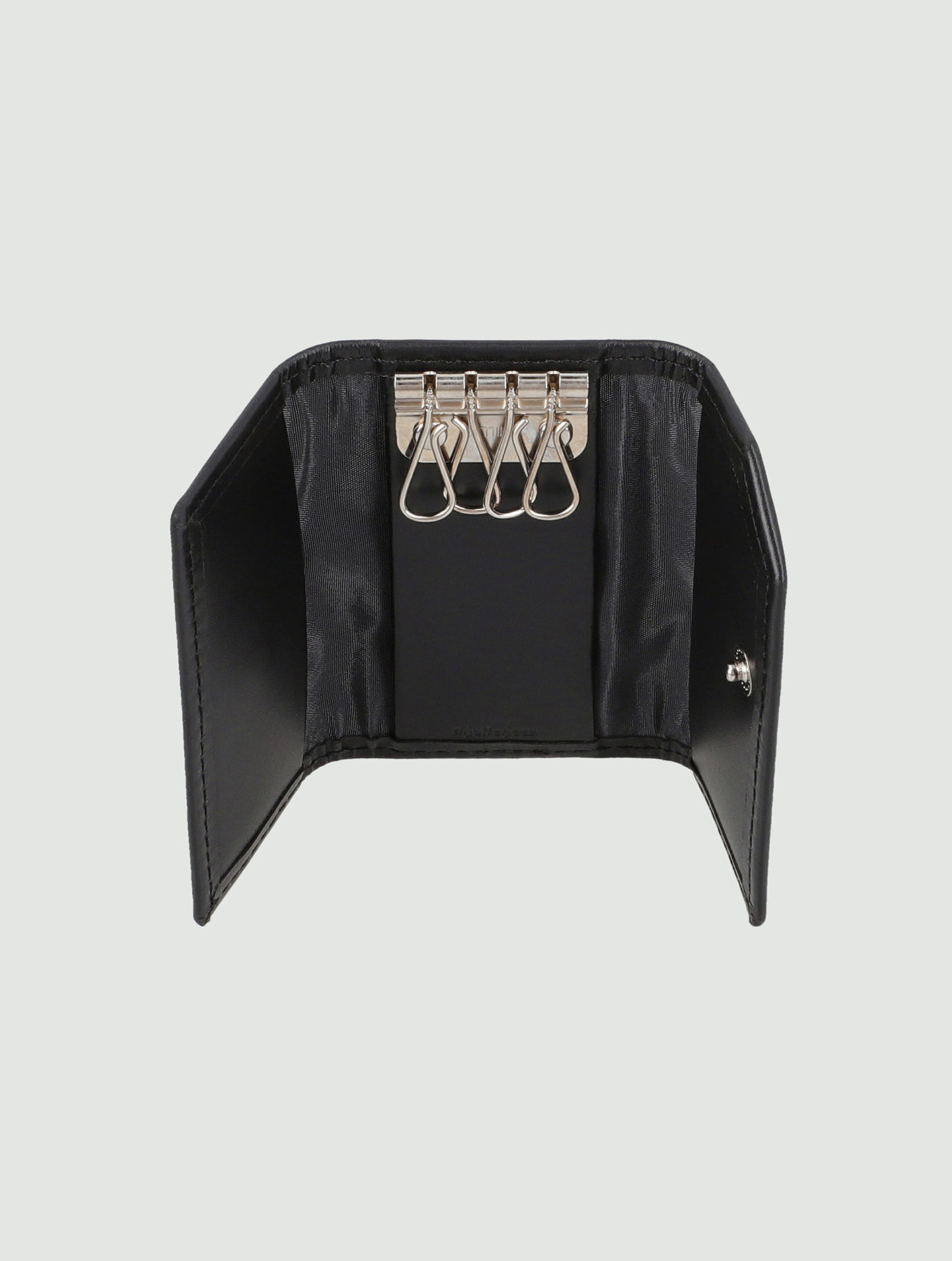 Luxury Cow Nappa Leather Key Case | Elegant & Handmade Key Holder